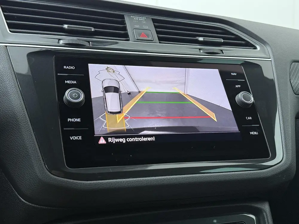 Volkswagen Tiguan 1.4 TSI eHybrid R-Line Business | 245 PK | uit 2023, foto 19
