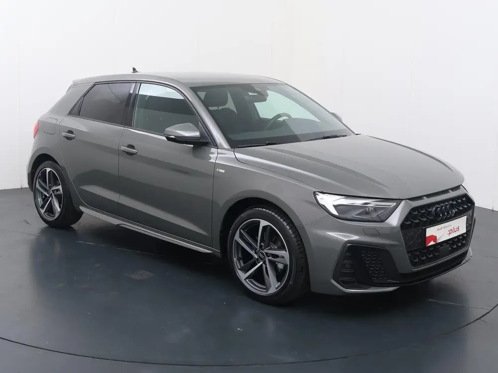 Audi A1 35 TFSI S edition uit 2025, foto 3