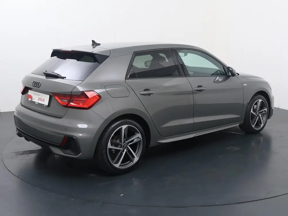 Audi A1 35 TFSI S edition uit 2025, foto 6
