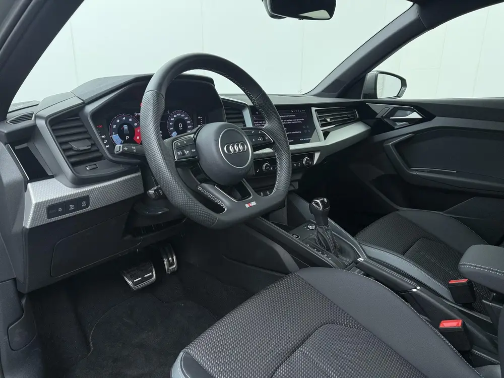 Audi A1 35 TFSI S edition uit 2025, foto 7