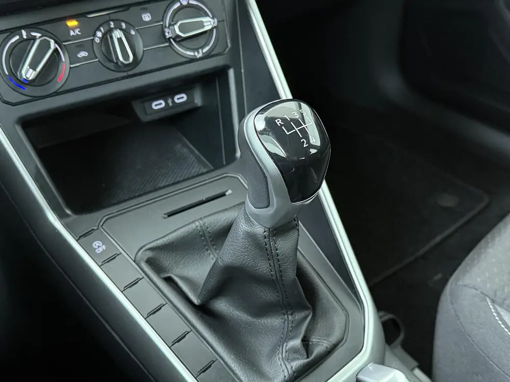 Volkswagen Polo 1.0 TSI Life | 95 PK | Adaptive cruise contr uit 2023, foto 15