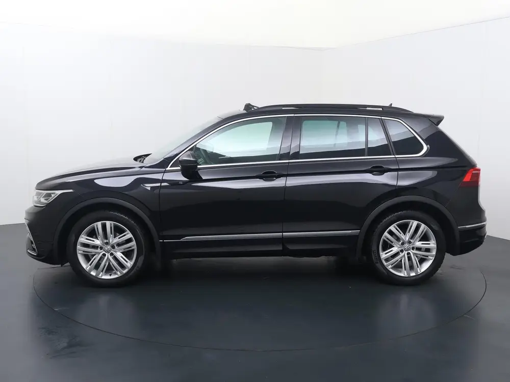 Volkswagen Tiguan 1.5 TSI R-Line Business+ | 150 PK | Automa uit 2022, foto 2