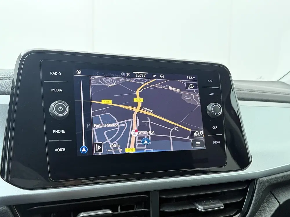 Volkswagen T-Roc 1.5 TSI Life | 150 PK | Trekhaak | Adaptive uit 2022, foto 15