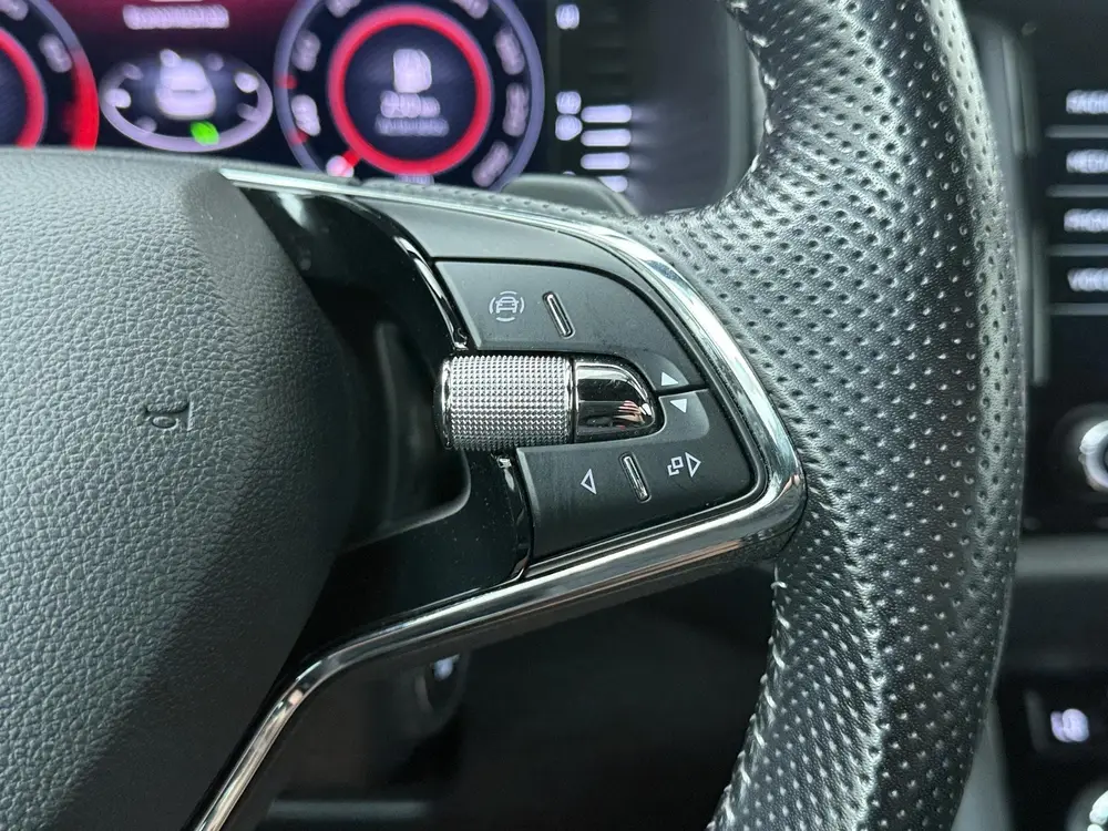 Skoda Kodiaq 1.5 TSI Sportline Business 7p. uit 2021, foto 9