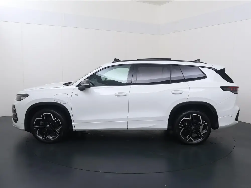Volkswagen Tayron 1.5 eHybrid R-Line Edition | 272 PK | SoH uit 2025, foto 2