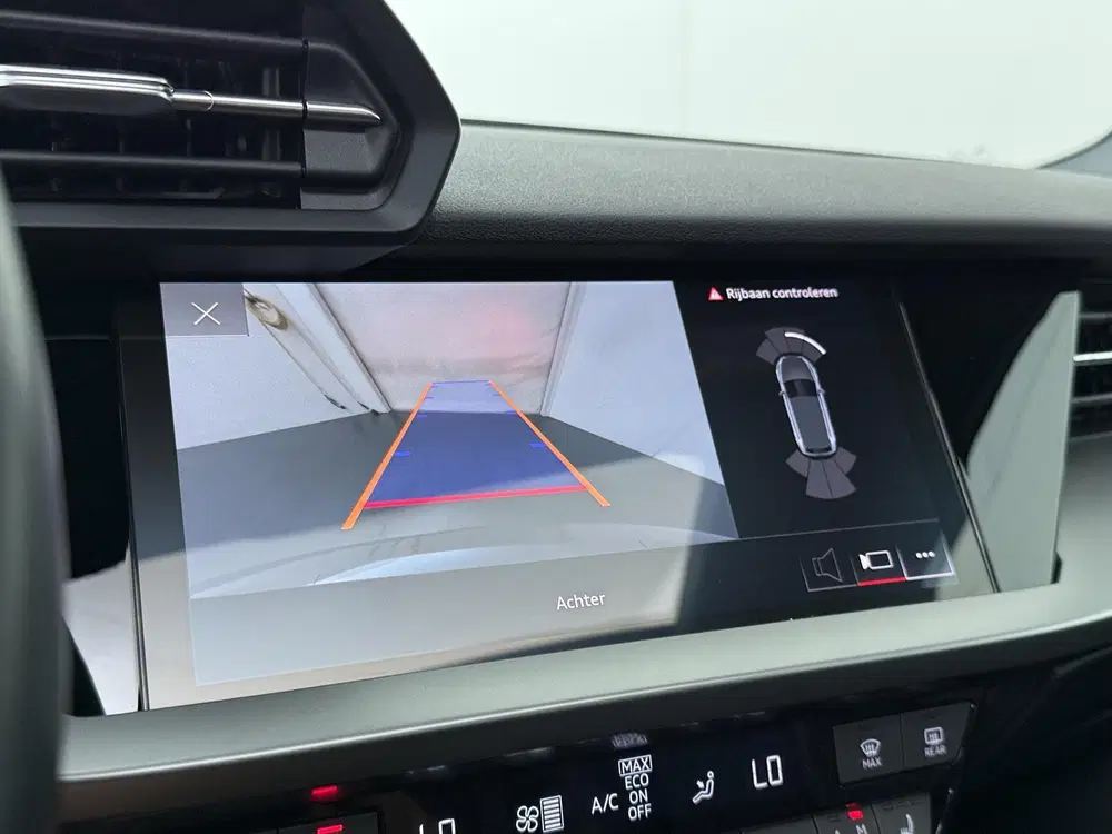 Audi A3 35 TFSI Business edition uit 2021, foto 19