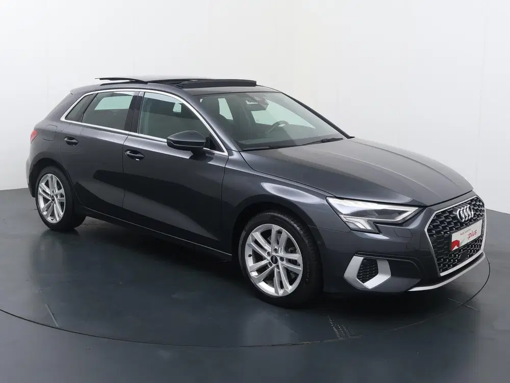 Audi A3 35 TFSI Business edition uit 2021, foto 3