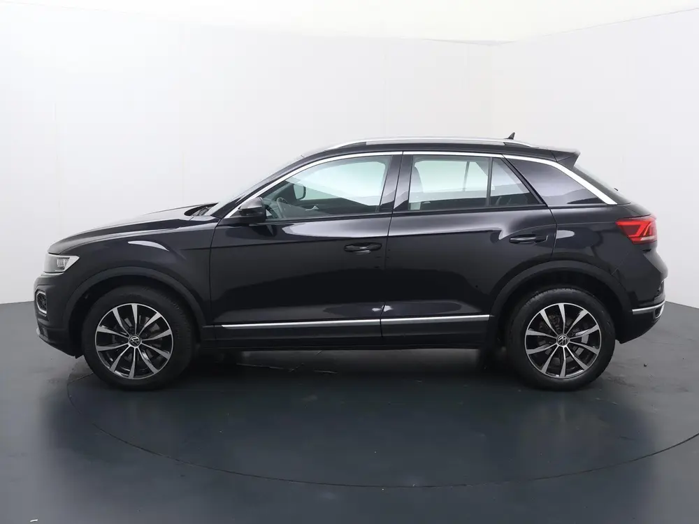 Volkswagen T-Roc 1.5 TSI Sport | 150 PK | Automaat | Adaptiv uit 2021, foto 2