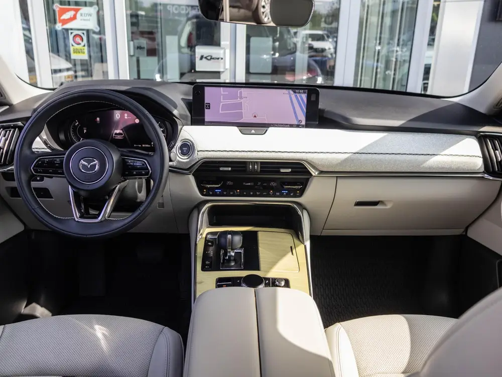 Mazda CX-80 2.5 e-SkyActiv PHEV Takumi Plus 6p. uit 2024, foto 2