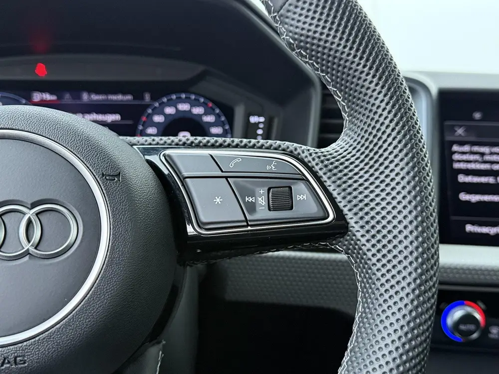 Audi A1 S line 40 TSFI uit 2025, foto 9