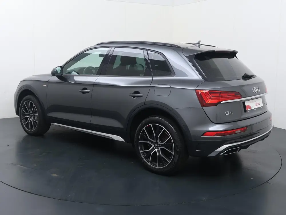 Audi Q5 50 TFSI e S edition Competition uit 2022, foto 4