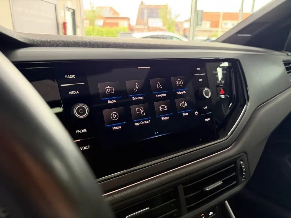Volkswagen Polo 1.0 TSI R-Line DSG PANO IQ VIRTUAL uit 2022, foto 17