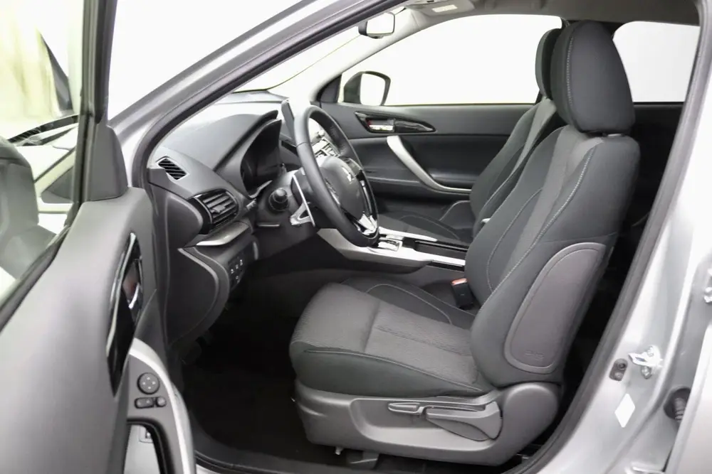 Mitsubishi Eclipse Cross 2.4 PHEV Intense automaat grijs uit 2023, foto 12