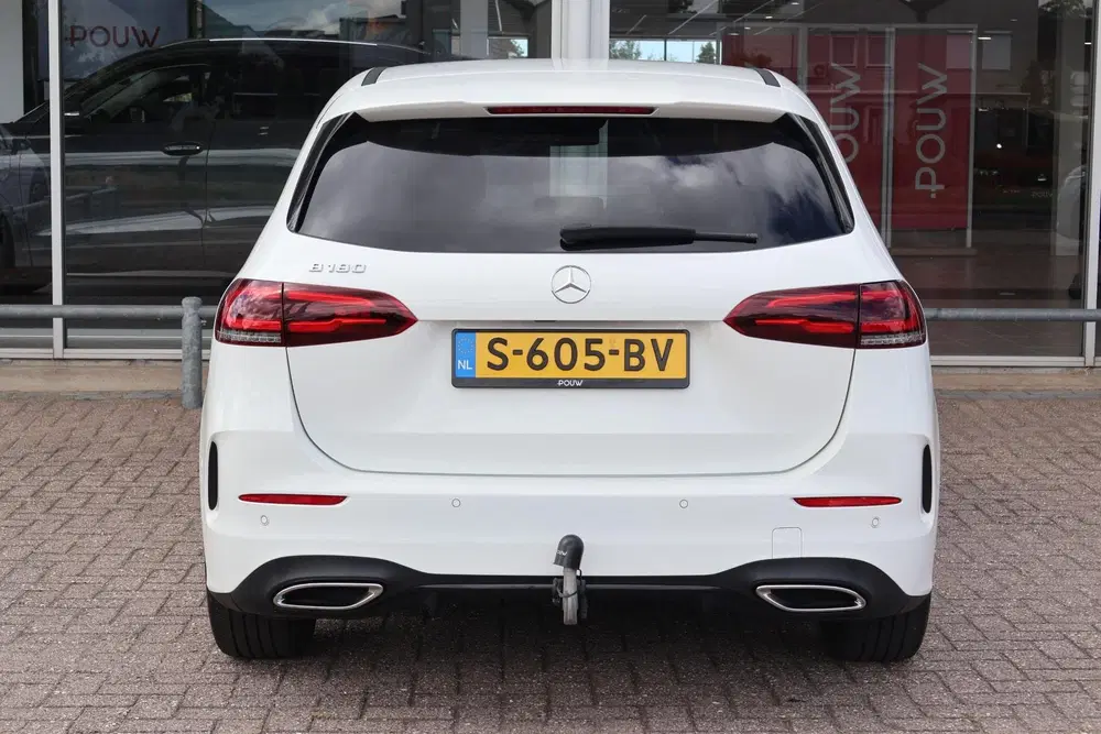 Mercedes-Benz B-Klasse 180 136pk Business Solution AMG uit 2023, foto 15