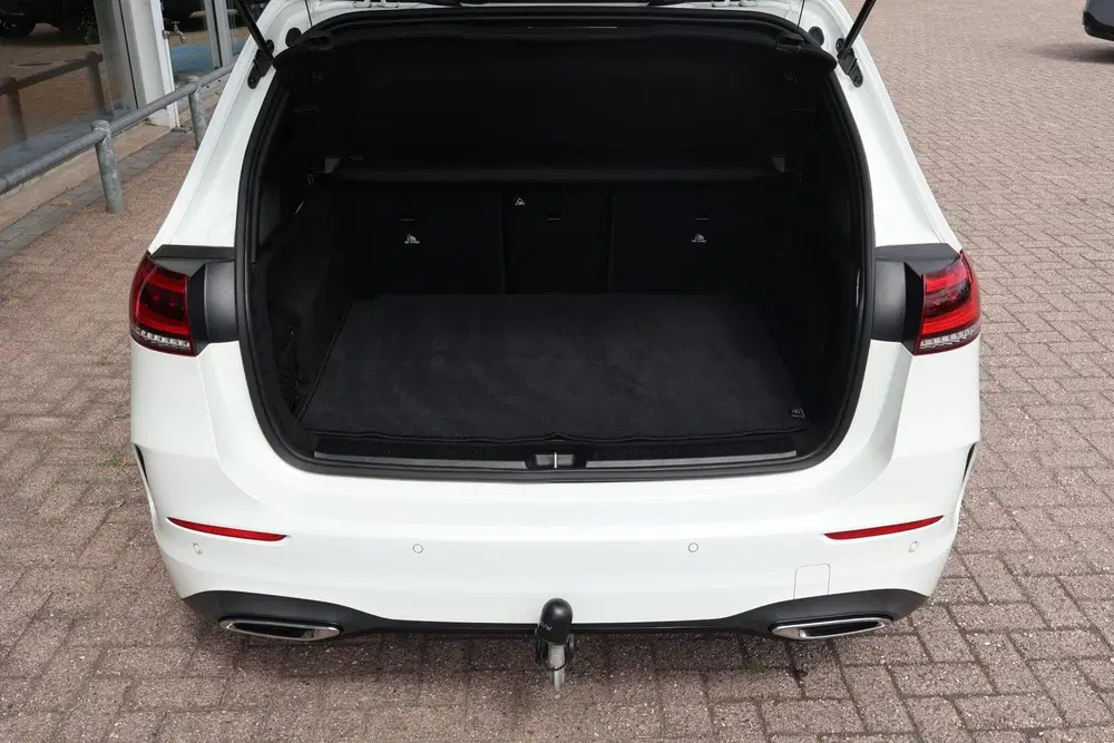 Mercedes-Benz B-Klasse 180 136pk Business Solution AMG uit 2023, foto 16