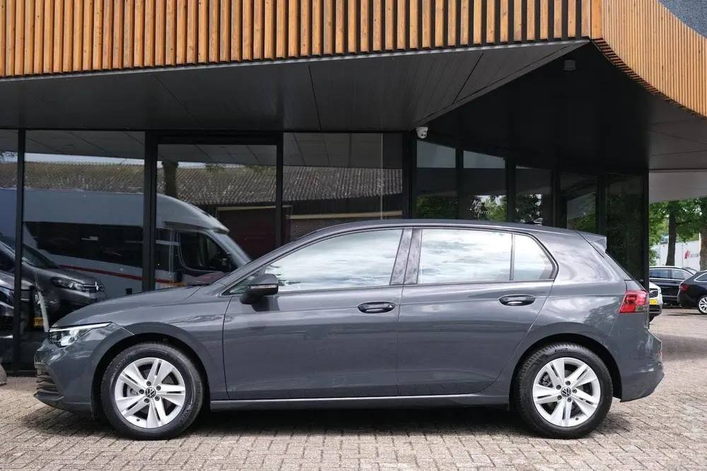 Volkswagen Golf 1.0 eTSI Life Business|Rijklaar|ACC|Massage| uit 2020, foto 4