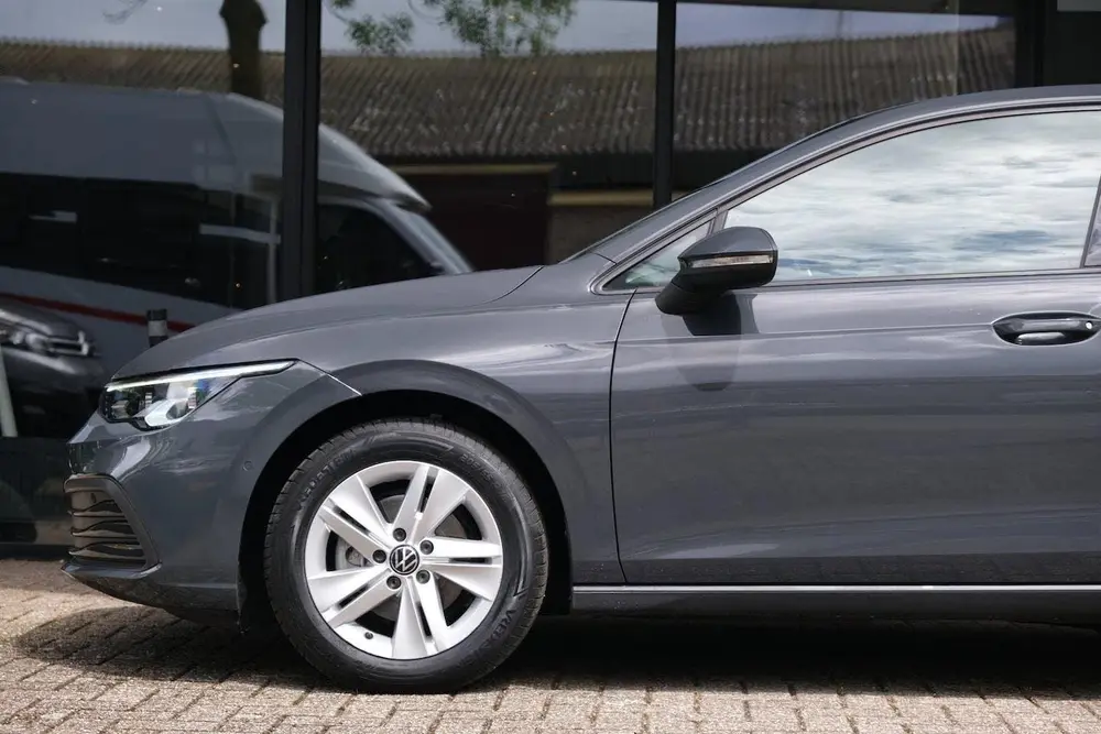 Volkswagen Golf 1.0 eTSI Life Business|Rijklaar|ACC|Massage| uit 2020, foto 9