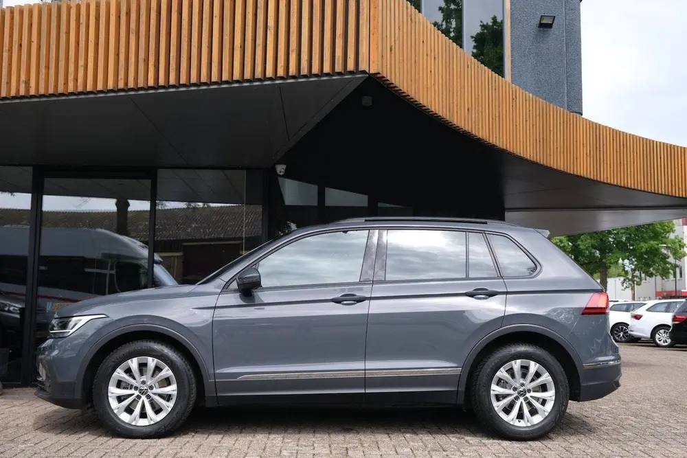 Volkswagen Tiguan 1.5 TSI Life|Rijklaar|ACC|Trekhaak|Carplay uit 2021, foto 4