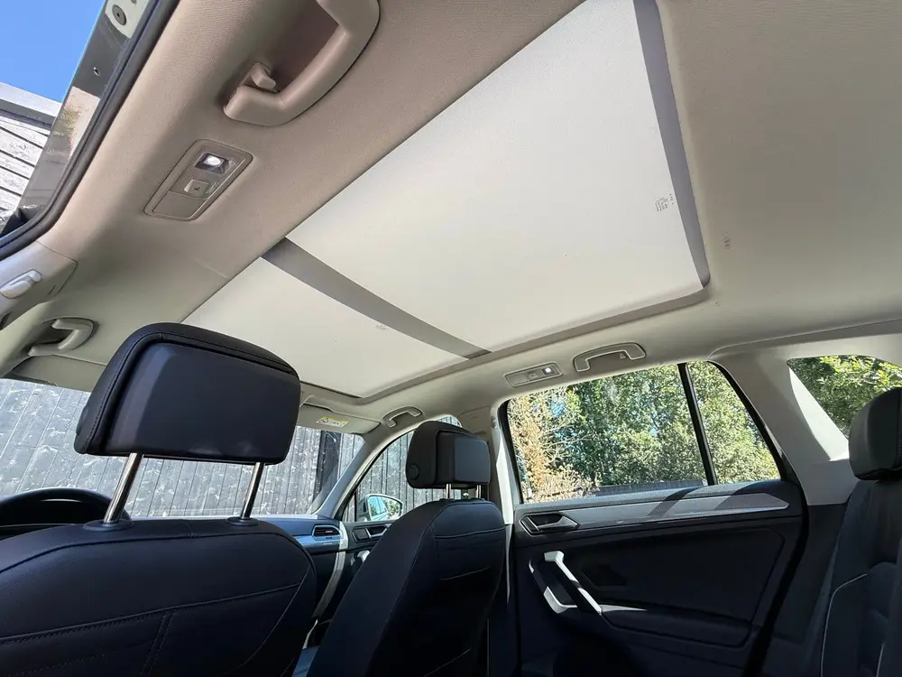 Volkswagen Tiguan 1.4 TSI eHybrid Volleder | PANO | Trekhaak uit 2022, foto 18