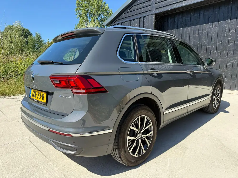 Volkswagen Tiguan 1.4 TSI eHybrid Volleder | PANO | Trekhaak uit 2022, foto 3
