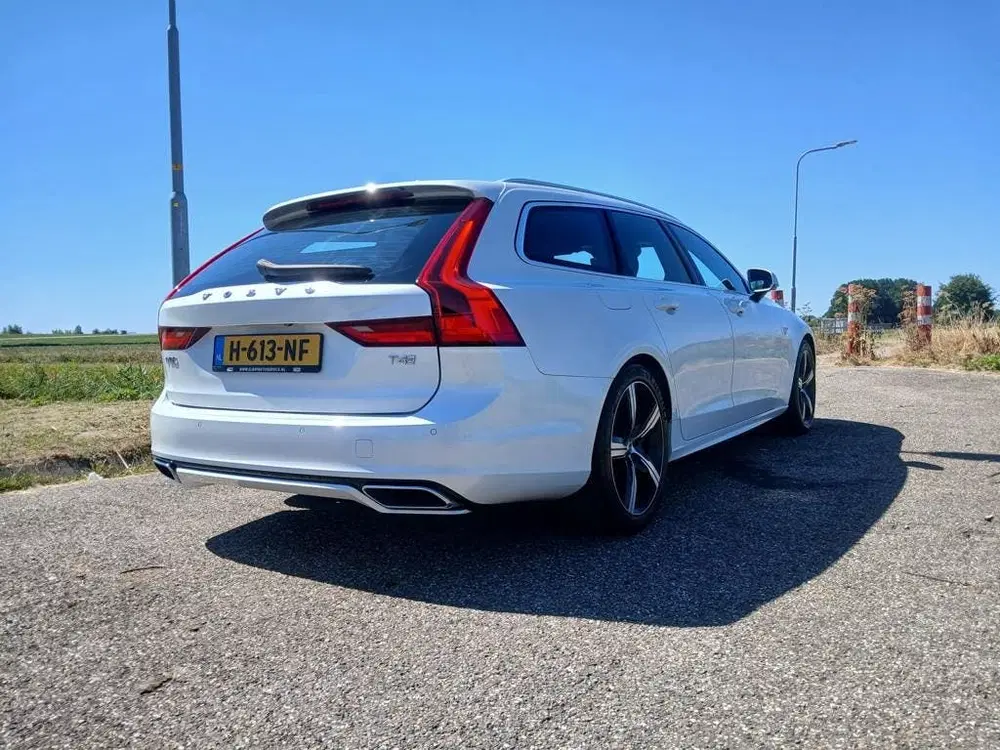 Volvo V90 2.0 T4 Inscription uit 2019, foto 6