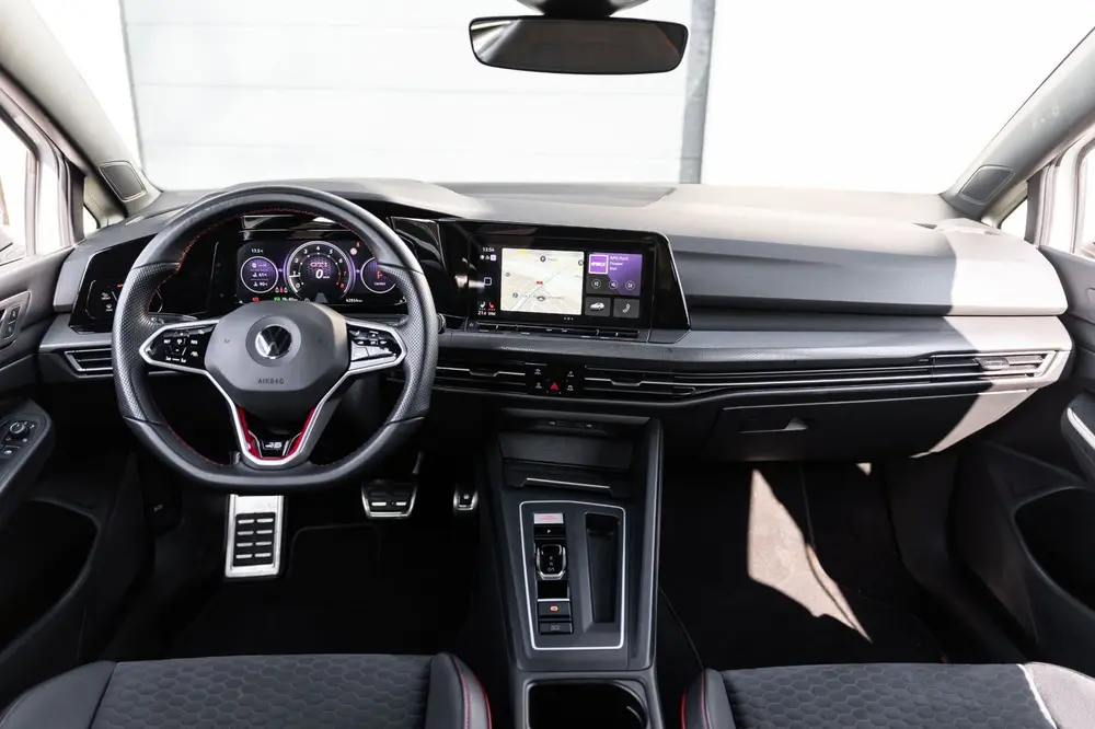 Volkswagen Golf 2.0 TSI GTI Clubsport 45 Jahre Editie Akrapo uit 2022, foto 15