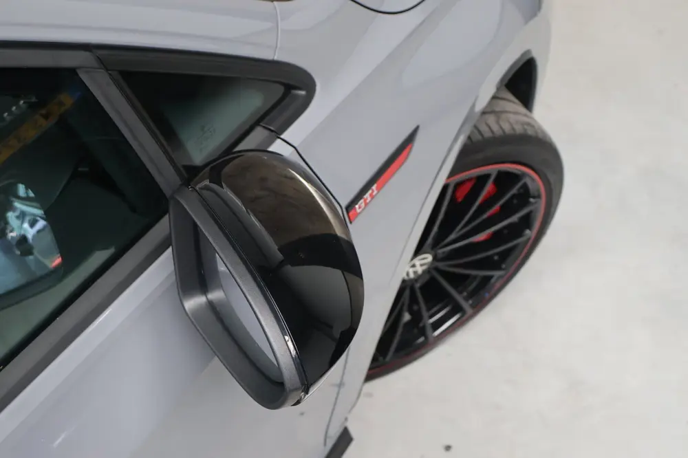 Volkswagen Golf 2.0 TSI GTI Clubsport 45 Jahre Editie Akrapo uit 2022, foto 4