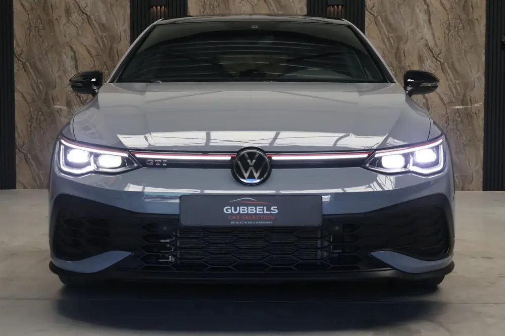 Volkswagen Golf 2.0 TSI GTI Clubsport 45 Jahre Editie Akrapo uit 2022, foto 7