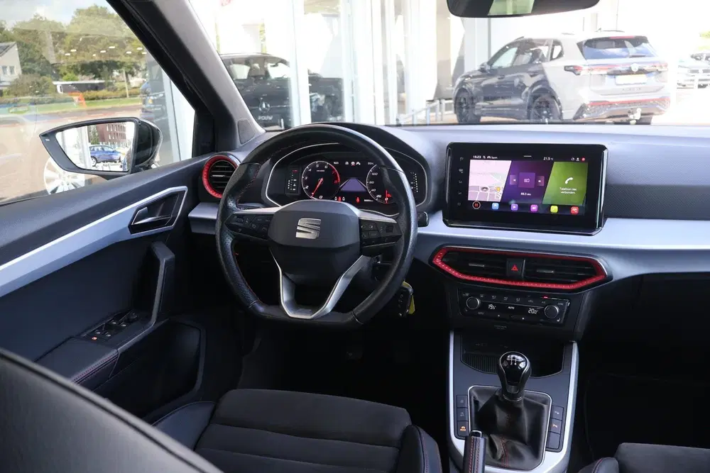 SEAT Arona 1.0 TSI 95pk FR Business Intense uit 2022, foto 17