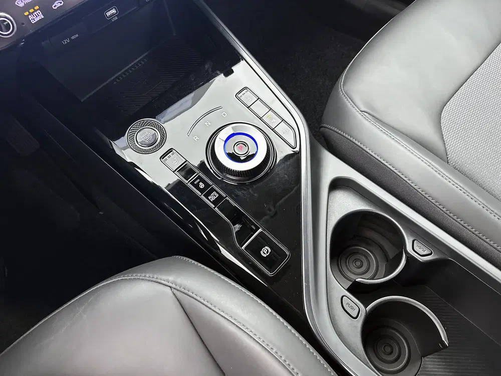 Kia Niro 1.6 GDi HEV Launch Edition Navigatie uit 2022, foto 10
