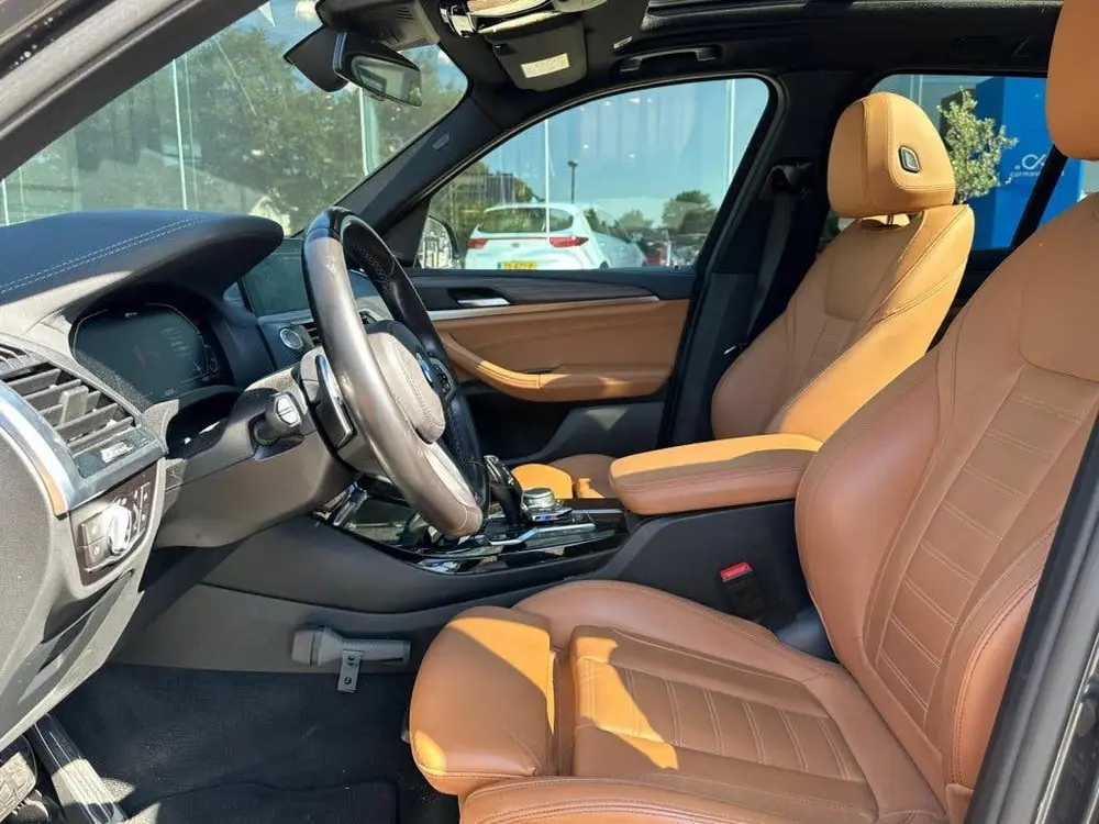 BMW X3 xDrive30e High Ex. M-Pakket I Leder I Pano uit 2021, foto 2