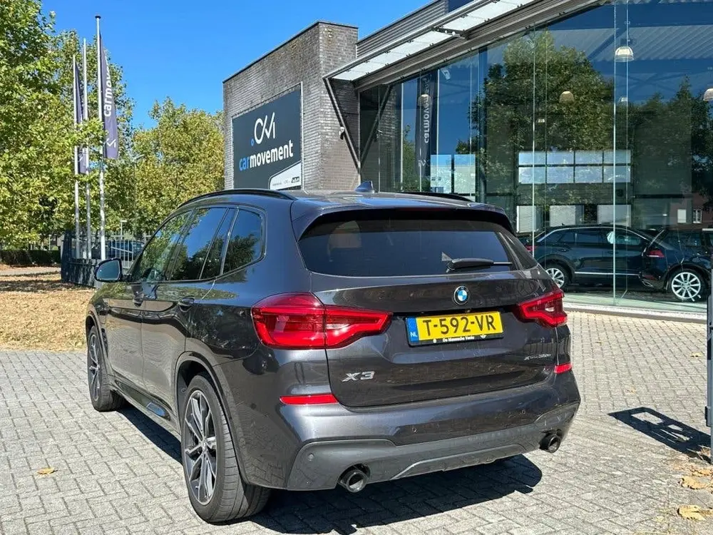 BMW X3 xDrive30e High Ex. M-Pakket I Leder I Pano uit 2021, foto 3