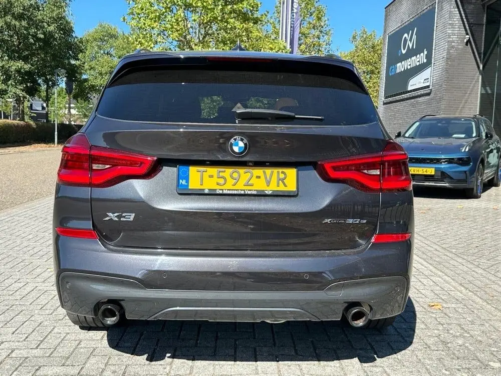 BMW X3 xDrive30e High Ex. M-Pakket I Leder I Pano uit 2021, foto 6
