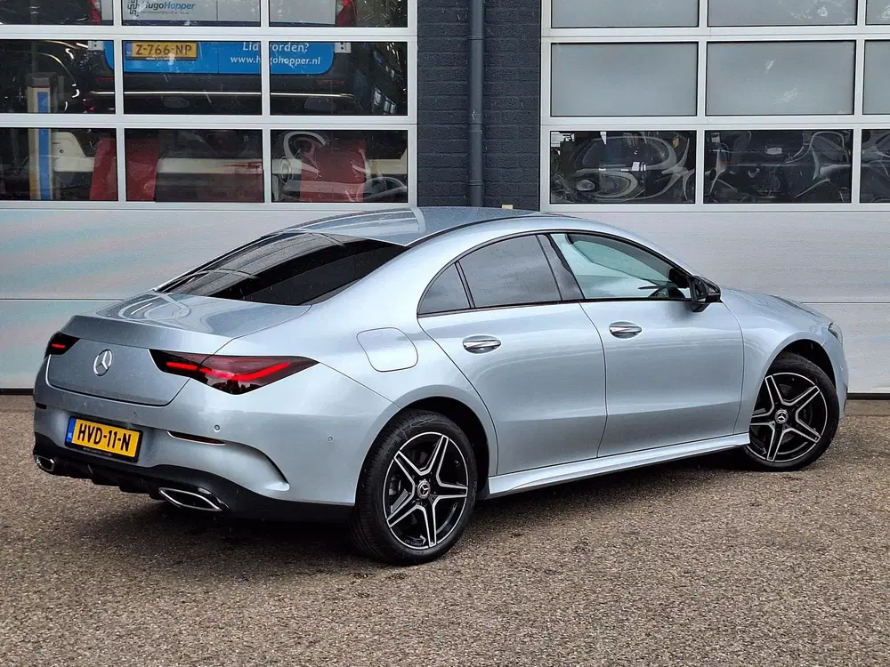 Mercedes-Benz CLA 250 e Star Edition AMG uit 2025, foto 4