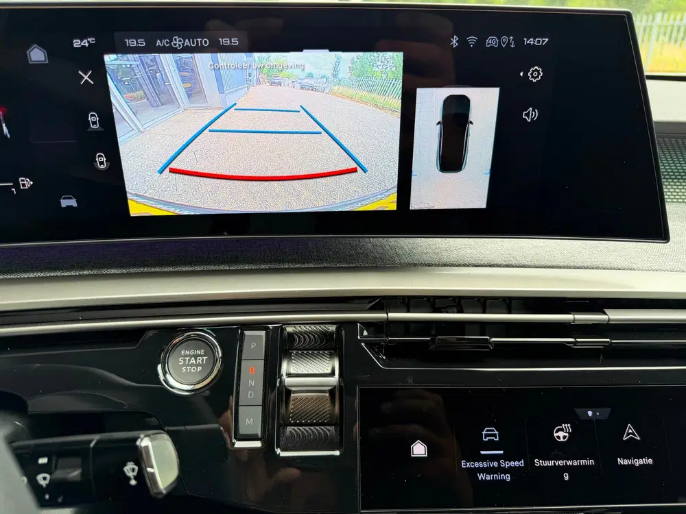 Peugeot 3008 1.2 Hybrid 145 GT NAVIGATIE uit 2025, foto 18