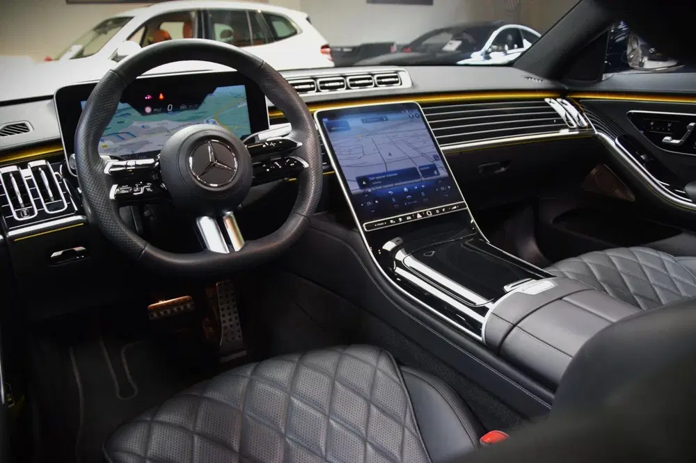 Mercedes-Benz S-Klasse 580 e 4MATIC Lang AMG Line Panoramada uit 2023, foto 3