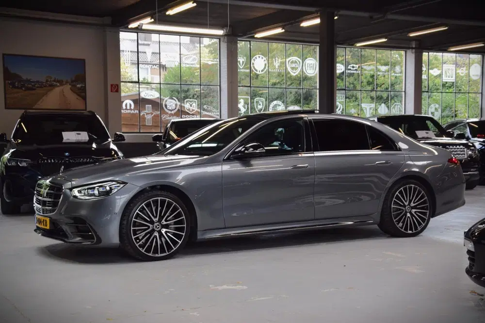 Mercedes-Benz S-Klasse 580 e 4MATIC Lang AMG Line Panoramada uit 2023, foto 4