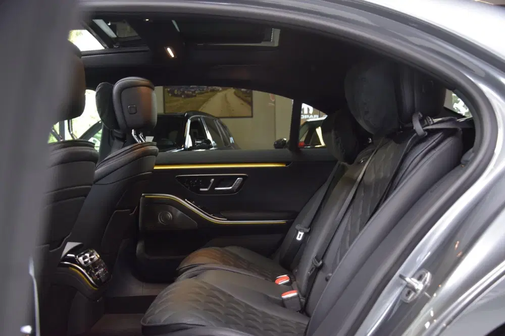 Mercedes-Benz S-Klasse 580 e 4MATIC Lang AMG Line Panoramada uit 2023, foto 9