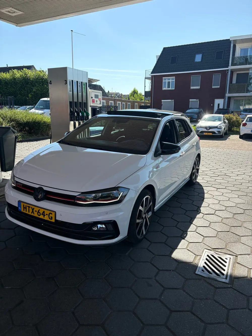 Volkswagen Polo 2.0 TSI 200pk 6-DSG 2020 Wit uit 2020, foto 2