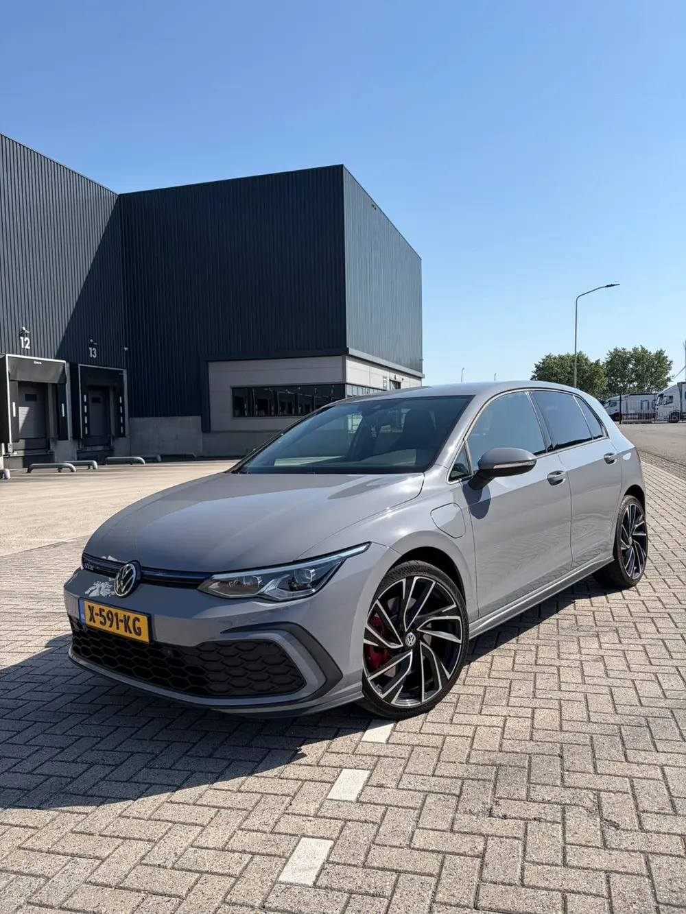 Volkswagen Golf GTE 2021 Nardo Grijs uit 2021