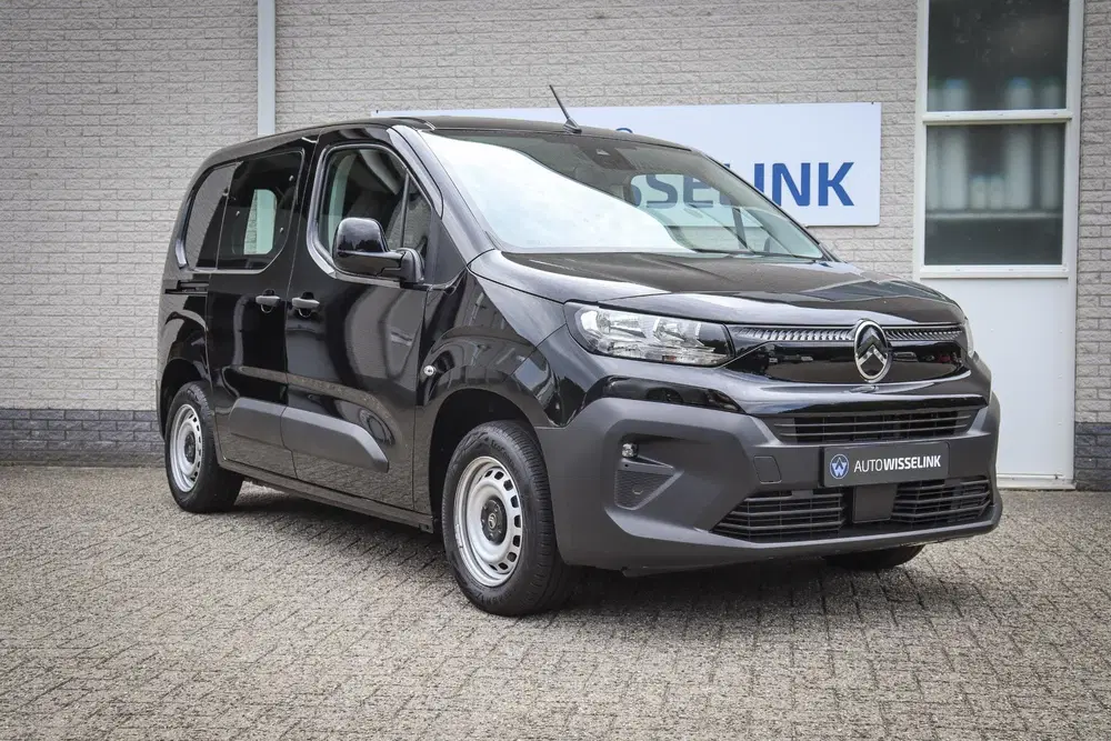 Citroën Berlingo Citroen Berlingo 1.2 PureTech 110 S&S L1 T uit 2024, foto 2