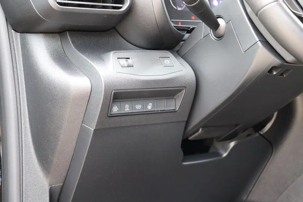 Citroën Berlingo Citroen Berlingo 1.2 PureTech 110 S&S L1 T uit 2024, foto 7