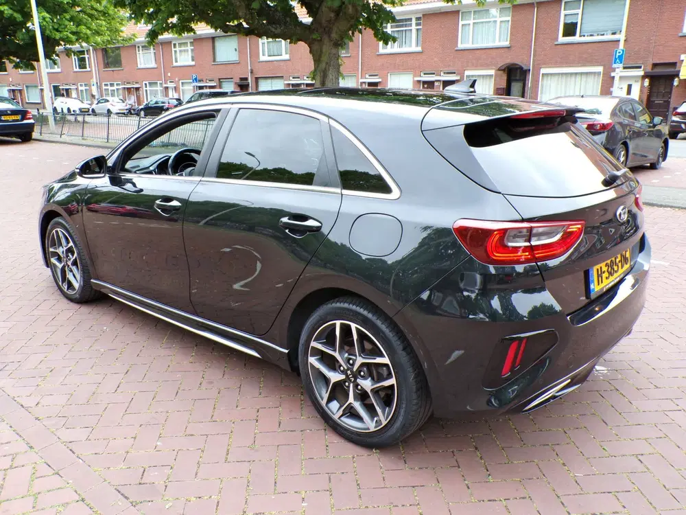 Kia Ceed 1.0 T-GDi GT-Line PANORAMADAK ORG KM NAP.. uit 2020, foto 10
