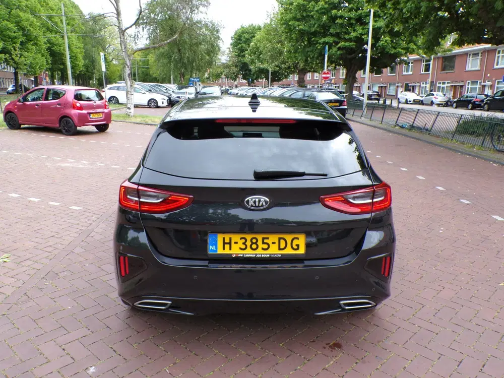 Kia Ceed 1.0 T-GDi GT-Line PANORAMADAK ORG KM NAP.. uit 2020, foto 9