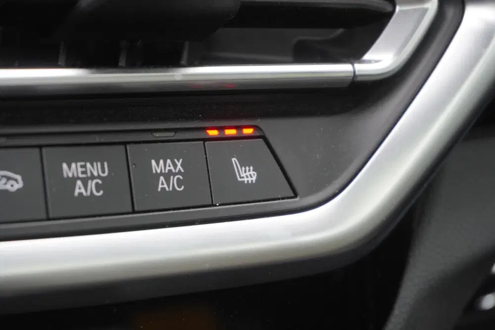 BMW iX3 Driving Assistant Professional uit 2022, foto 15