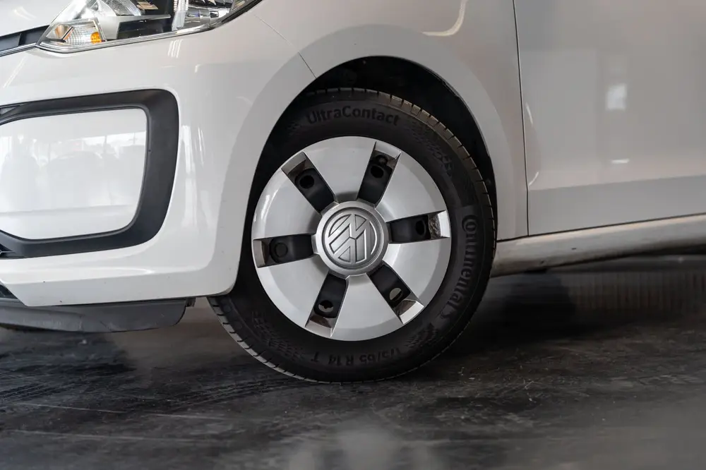 Volkswagen Up! 1.0 BMT move up! I AIRCO I BLEUTOOTH uit 2019, foto 3