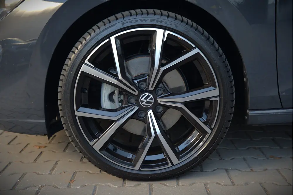 Volkswagen Golf 1.4 eHybrid Style | Memory seat | Massage | uit 2022, foto 18