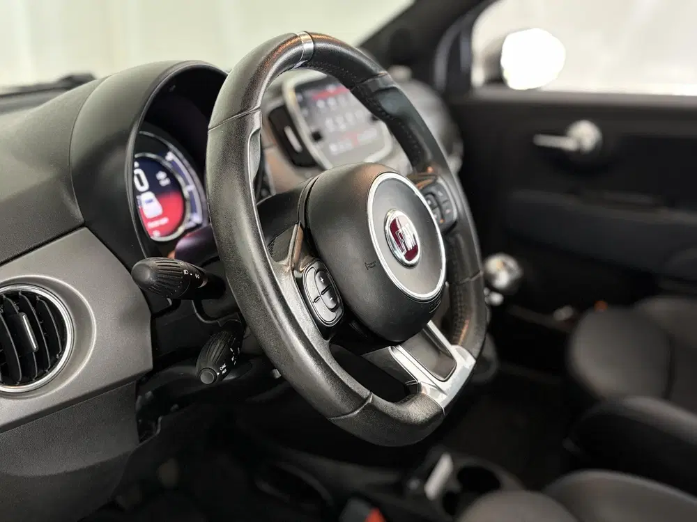 Fiat 500 1.0 Hybrid Rockstar uit 2021, foto 10