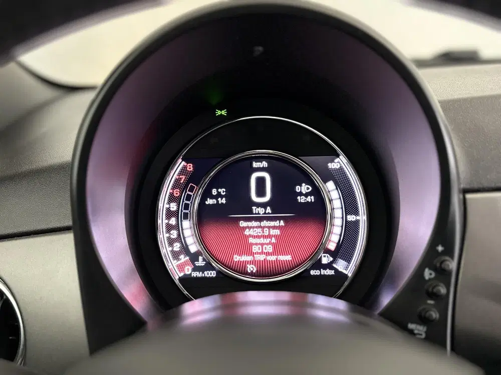 Fiat 500 1.0 Hybrid Rockstar uit 2021, foto 12