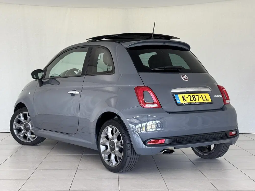 Fiat 500 1.0 Hybrid Rockstar uit 2021, foto 9